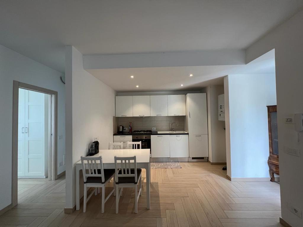 Appartato A 5 Minuti Dal Mare Apartamento Imperia Exterior foto