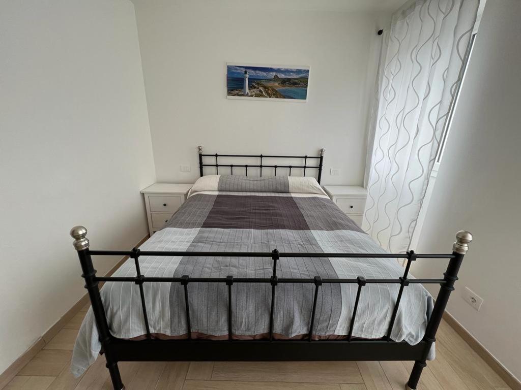 Appartato A 5 Minuti Dal Mare Apartamento Imperia Exterior foto